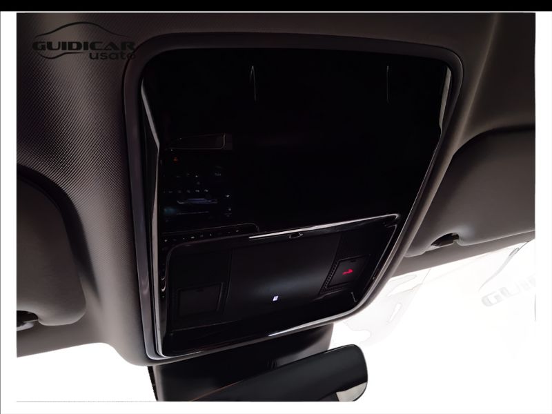 GuidiCar - LAND ROVER Range Rover Velar 2020 Range Rover Velar 2.0d i4 HSE 240cv auto my20 Usato